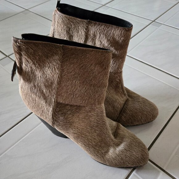 Rag & Bone Newbury Calf Hair Ankle Boots Oatmeal 8.5 - Picture 1 of 7